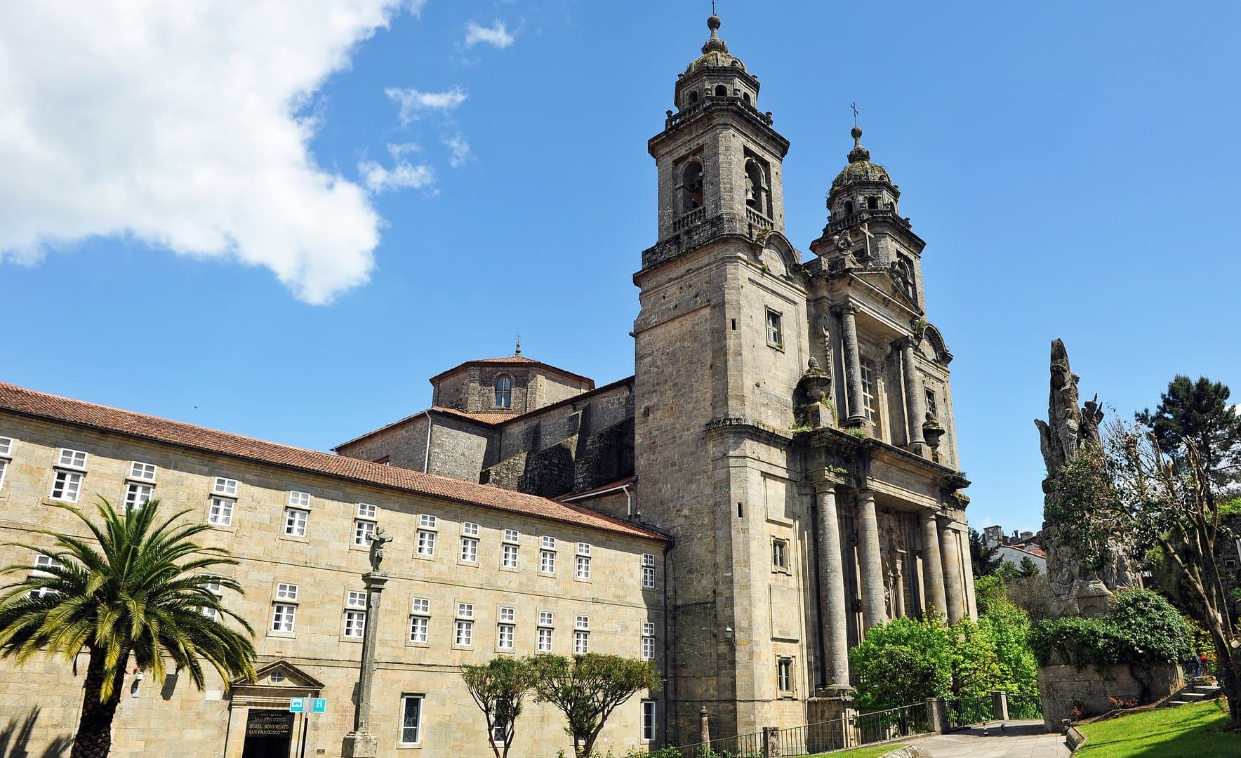 Free Way of St. James & Templars Tour Santiago de Compostela2