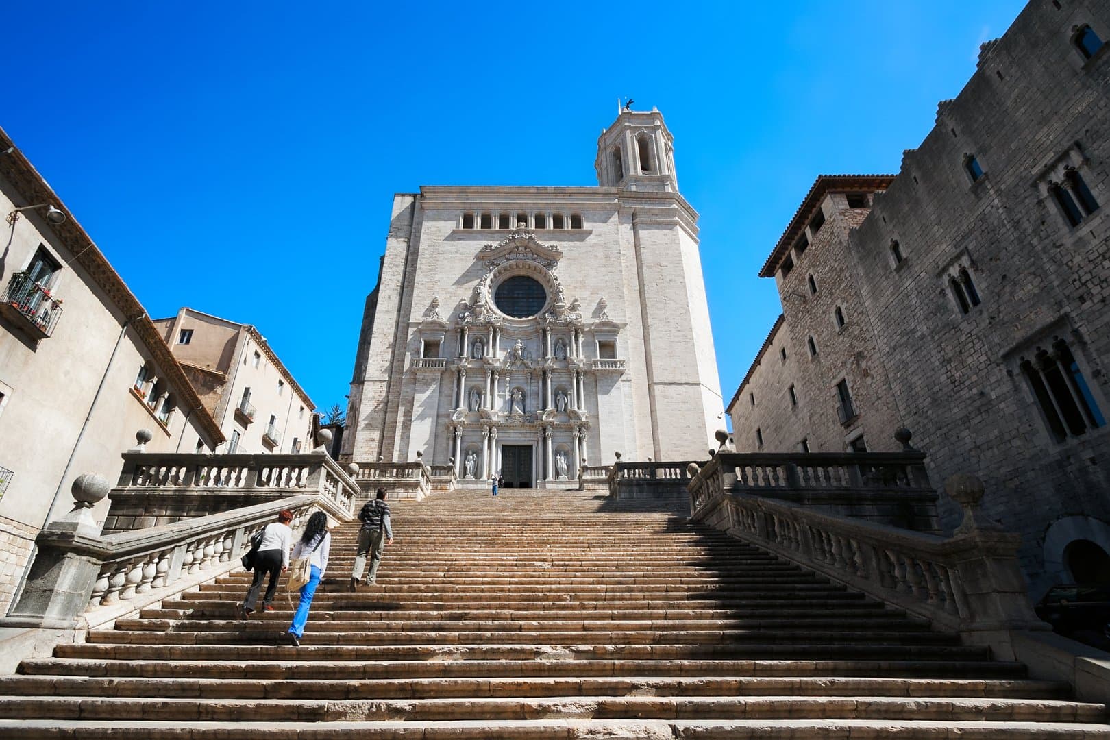 Free Three Cultures Tour Girona1