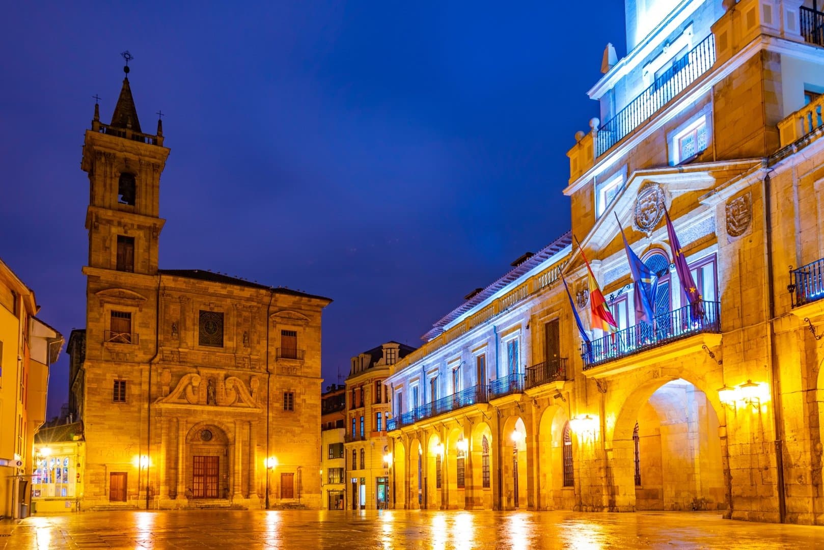 Free Mysteries & Legends Tour Oviedo3