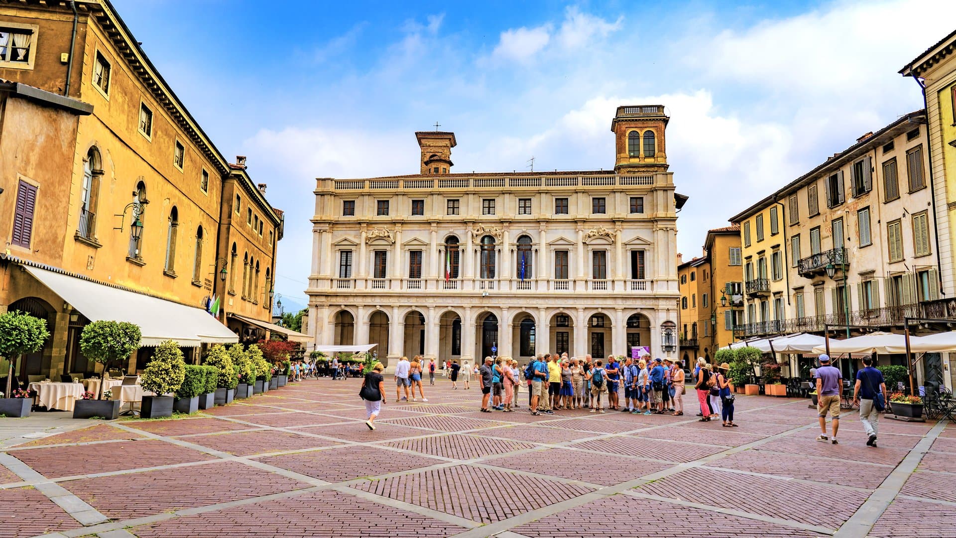 Free Self-Guided Tour Bergamo3