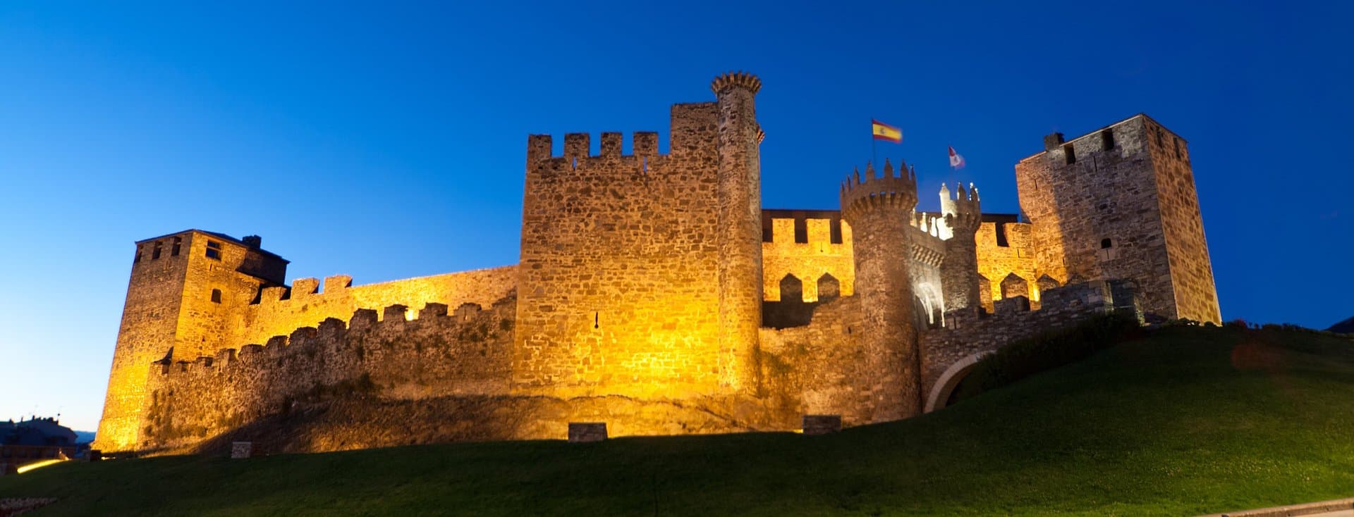 Free Mysteries & Legends Tour Ponferrada Banner