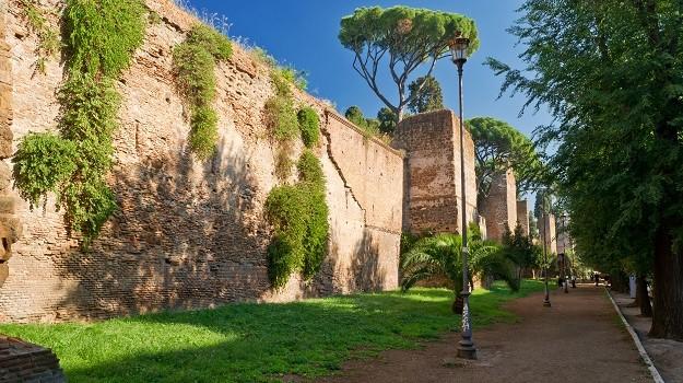 Free Trastevere Tour Rome | Strawberry Tours