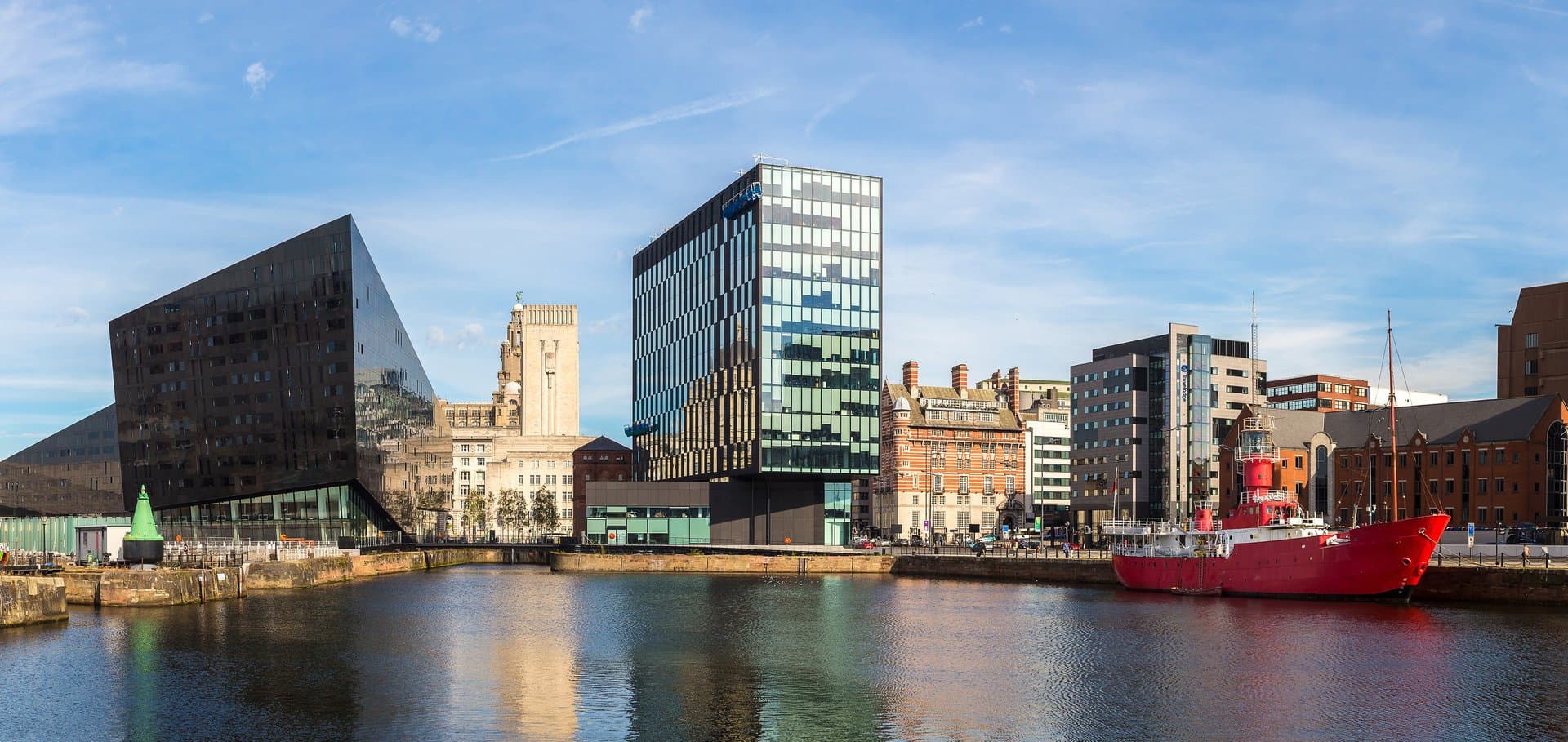 Free Royal Albert Dock Tour Liverpool Banner