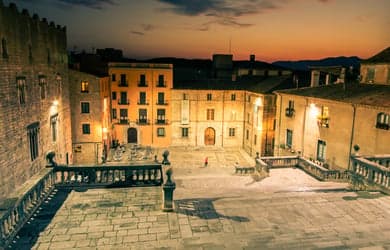 Free Mysteries & Legends Tour Girona Banner