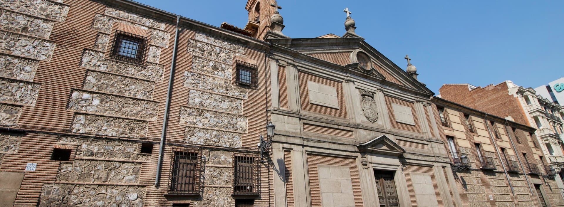 Free Queens of Spain Tour Madrid Banner