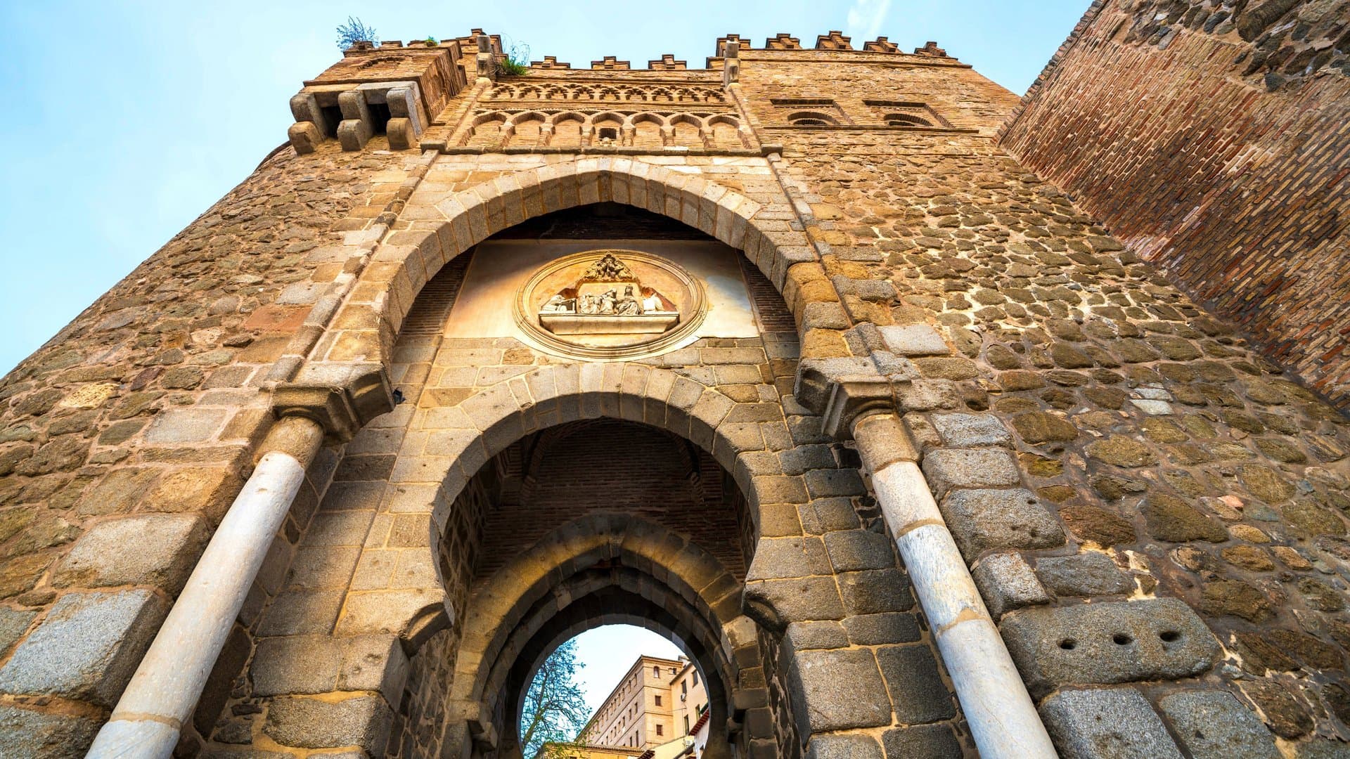 Free Gates & Viewpoints Tour Toledo1