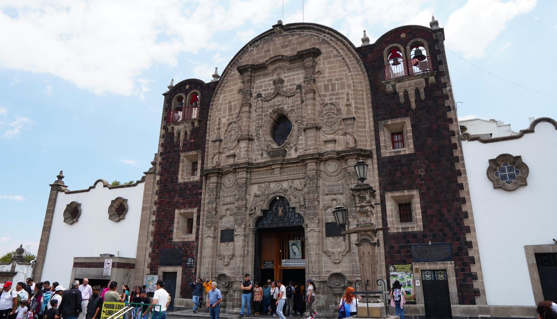 Free Basilica of Guadalupe Tour Mexico City5