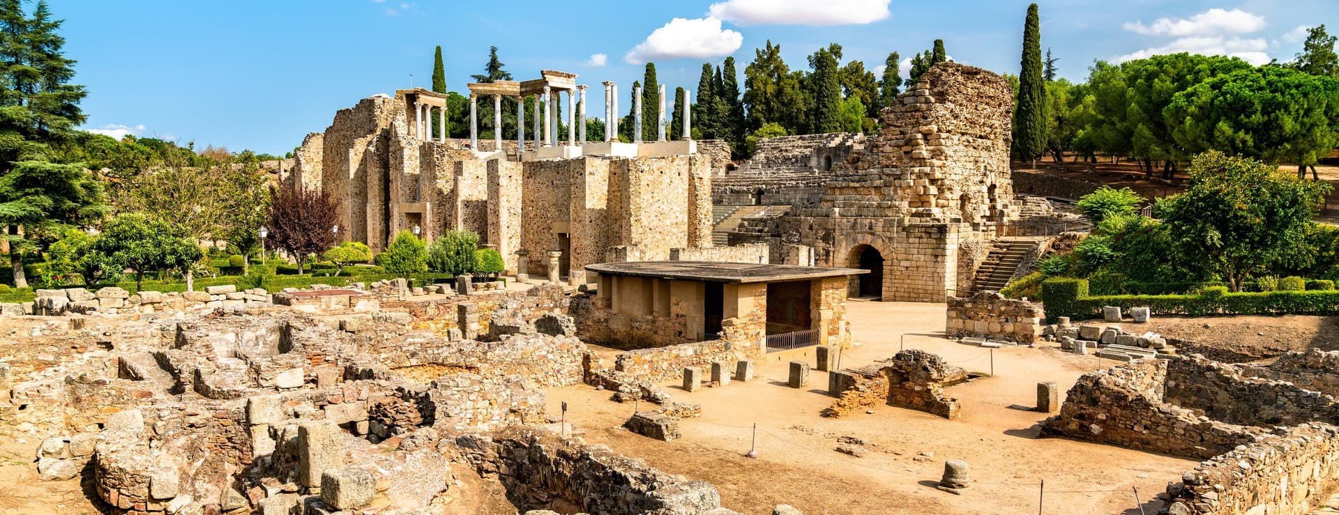 Free Archaeological Tour Merida Banner