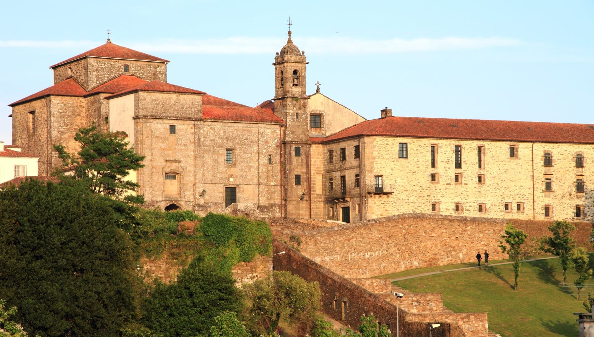 Free Way of St. James & Templars Tour Santiago de Compostela3