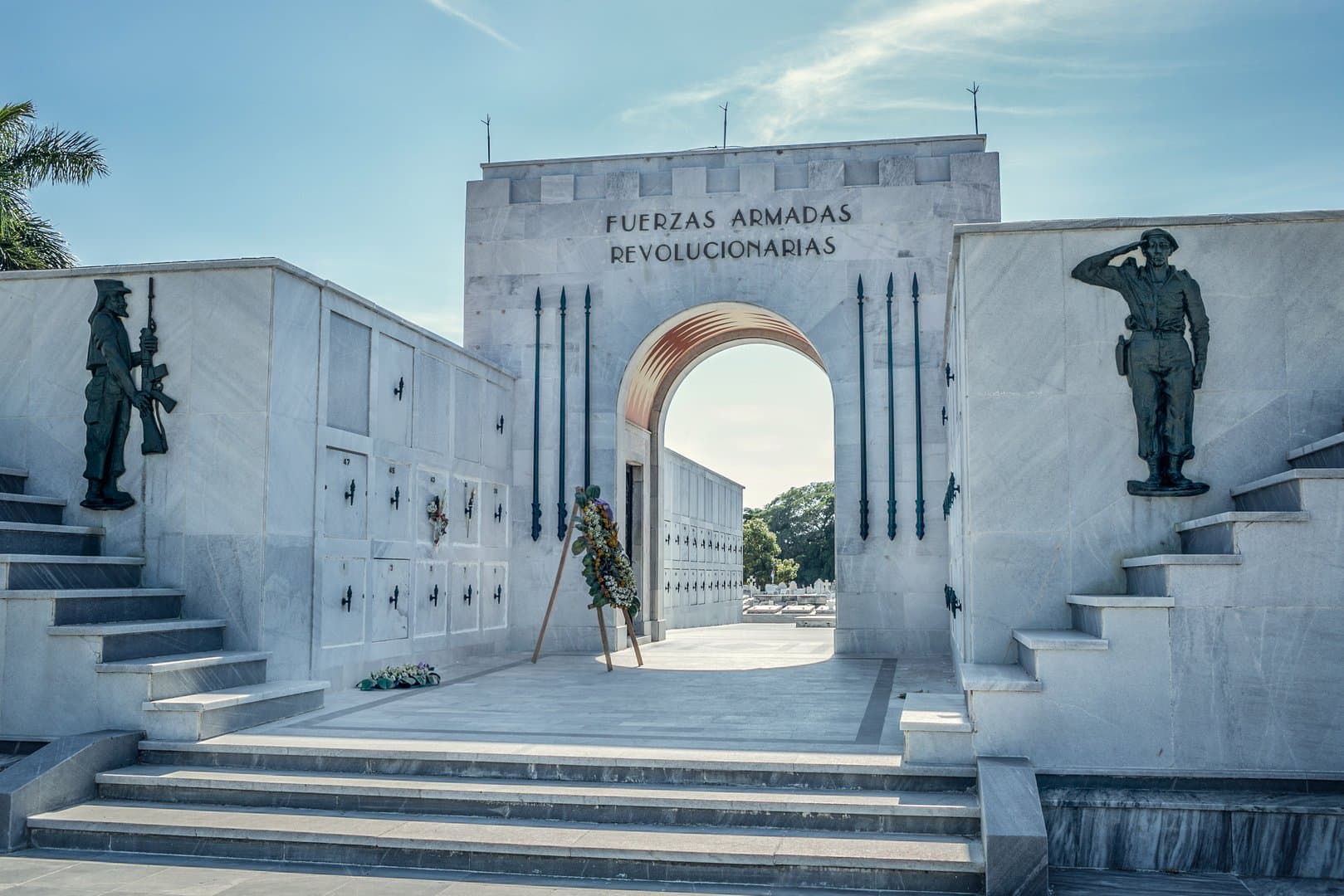 Free Colon Cemetery Tour Havana3