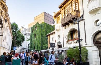 Free Bohemian Tour Santiago Banner