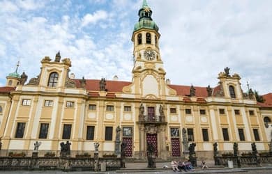 Free Hradcany Tour Prague Banner