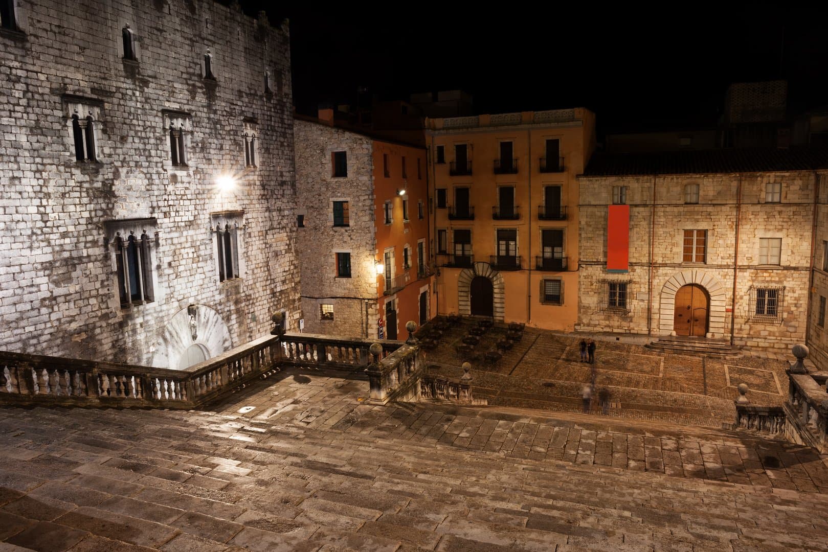 Free Mysteries & Legends Tour Girona5