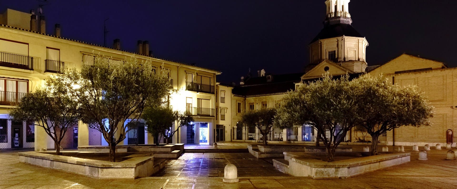 Free Mysteries & Legends Tour Alcala de Henares Banner