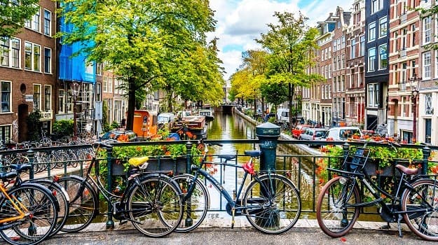Free Jordaan & Leidseplein Tour Amsterdam1