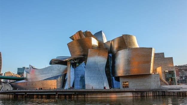 Essential Free Tour Bilbao5