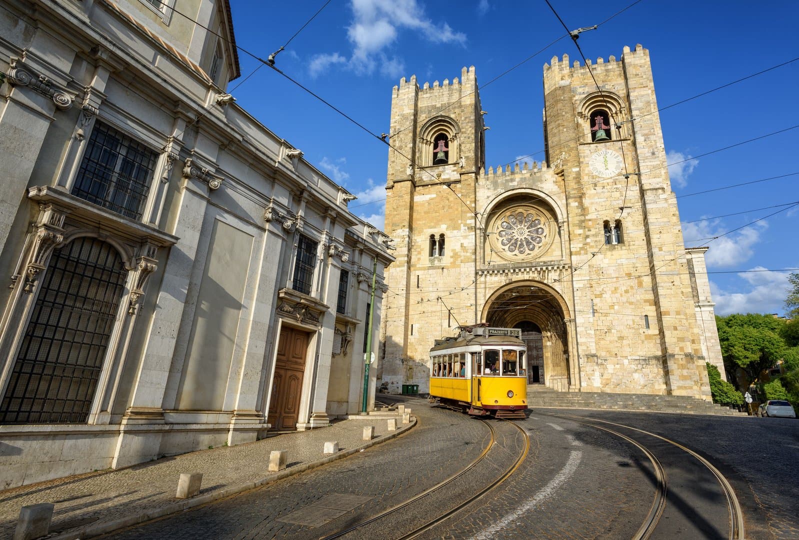 Free Alfama Tour Lisbon1