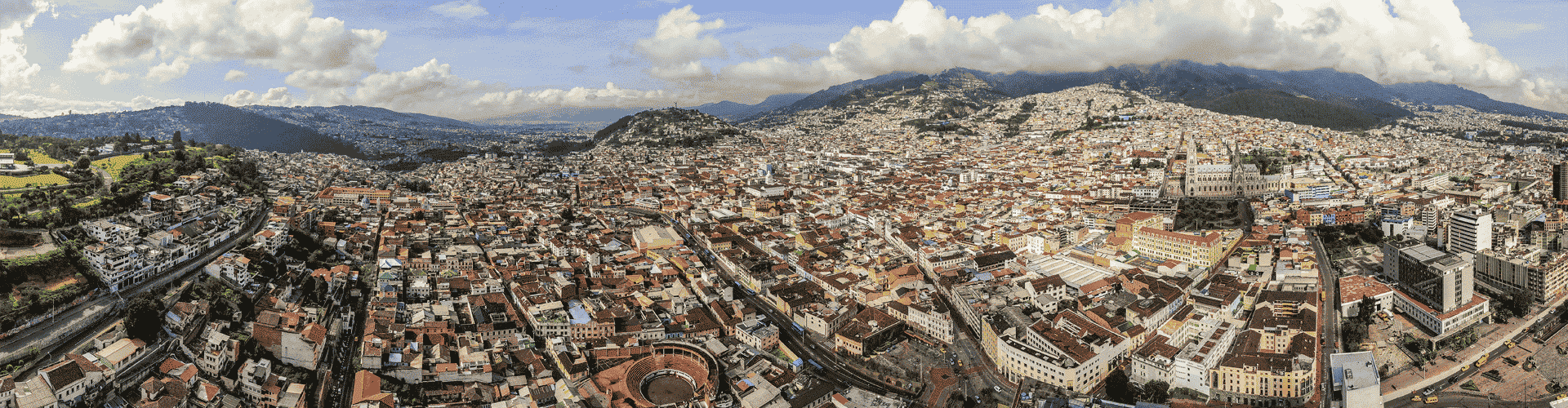 Quito Skyline