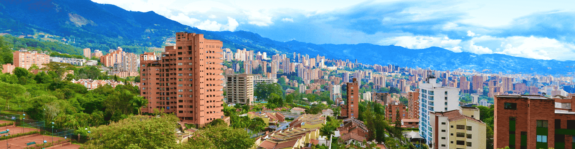 Essential Free Tour Medellin Banner