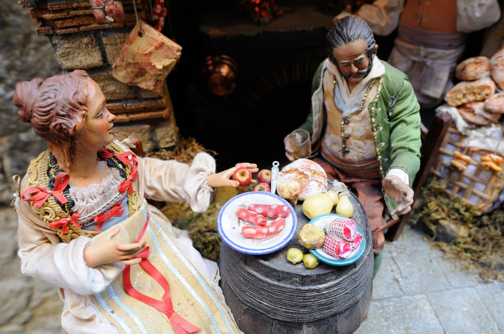 Free Folk Tales and Traditions Tour Naples3